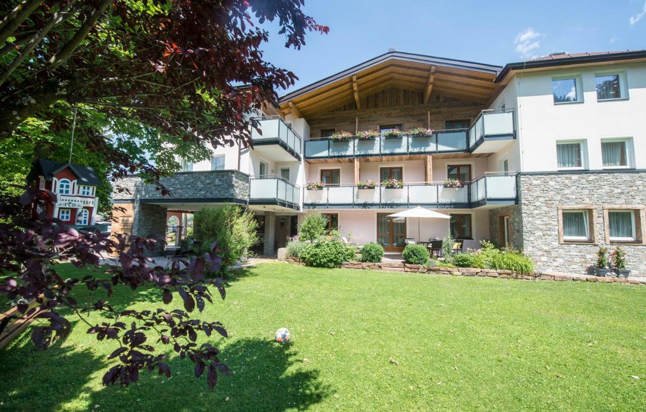 Aparthotel Kristall Altenmarkt im Pongau Exteriör bild