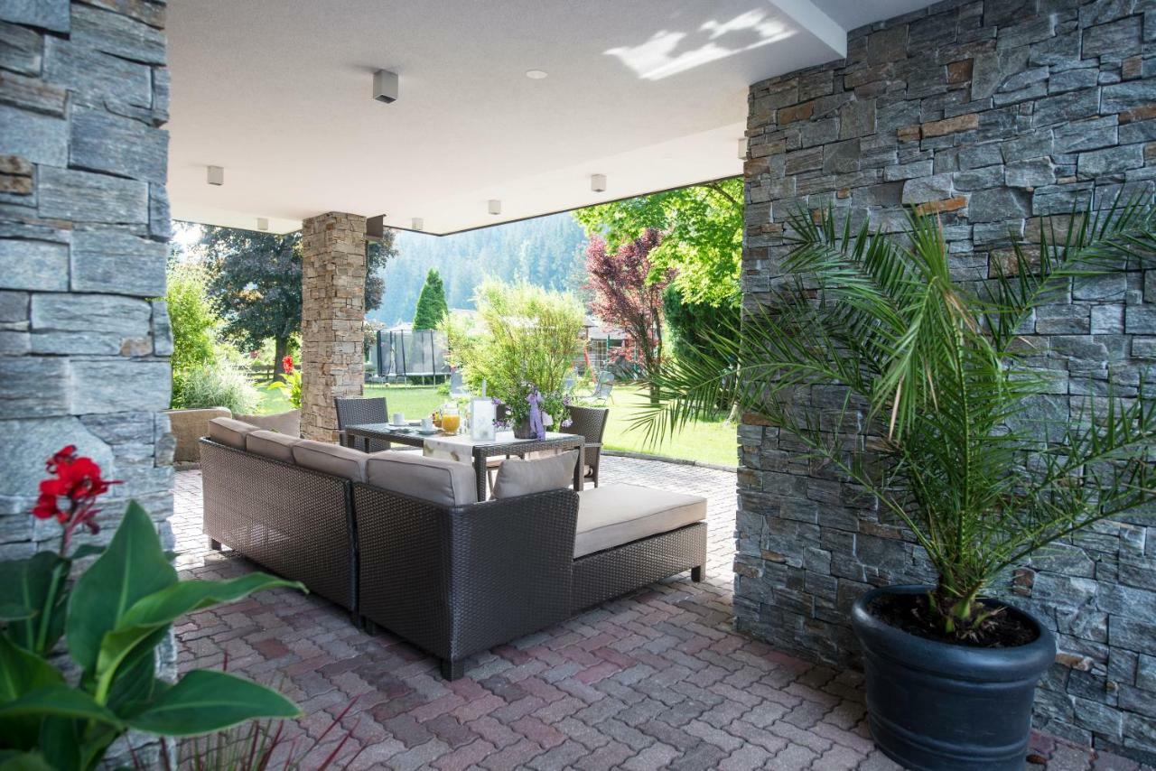 Aparthotel Kristall Altenmarkt im Pongau Exteriör bild
