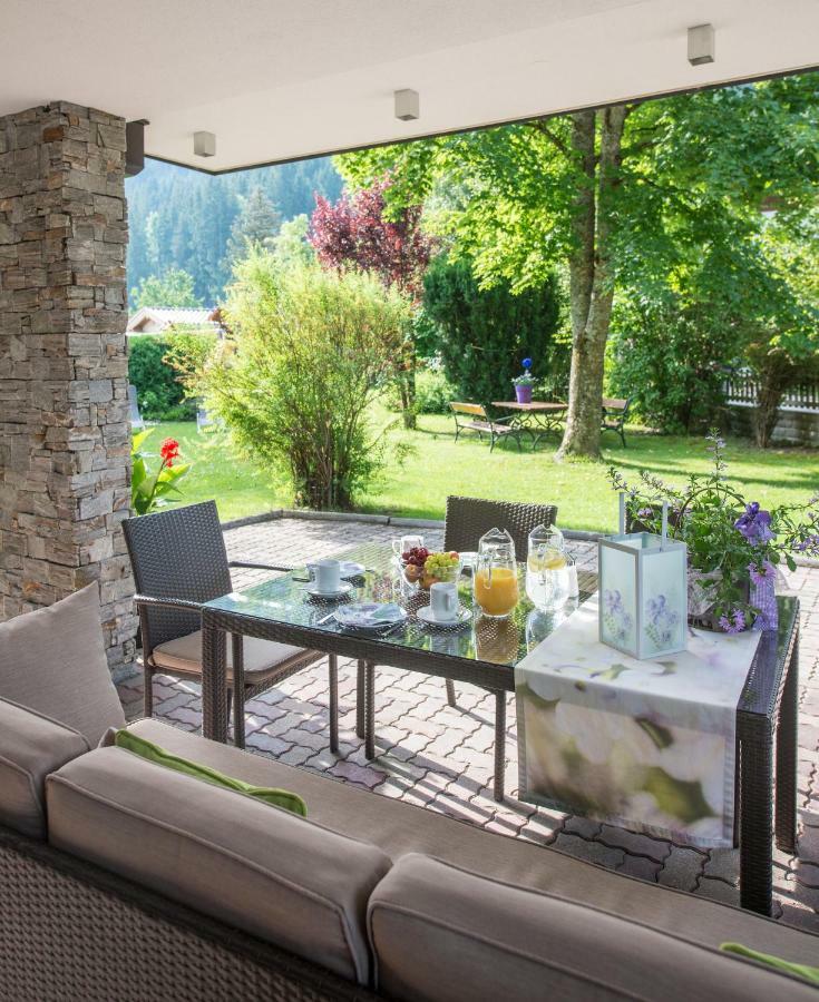 Aparthotel Kristall Altenmarkt im Pongau Exteriör bild
